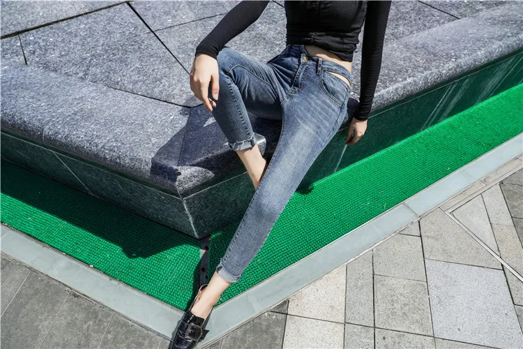 Отверстие Рваные джинсы пикантные Для женщин Boyfriend Denim Винтаж эластичной резинкой на плюс Размеры брюки Повседневное брюки женские, тонкие