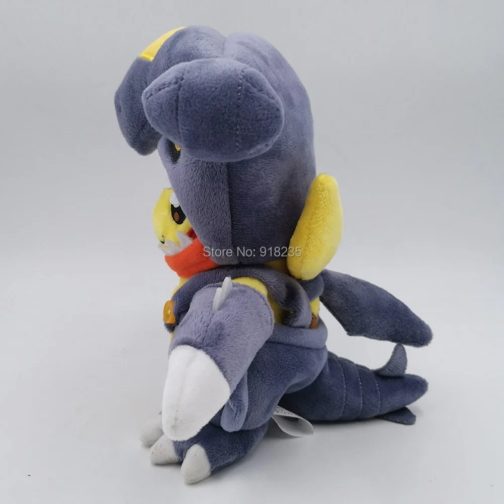 Garchomp Pikachu-8inch-140g-31-B