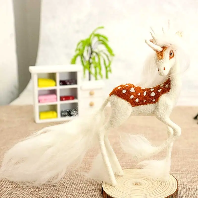Non-Finished Felt Christmas Family Wedding Decoration Gift DIY Handmade Unicorn Deer Wool Needle Felt Decoration Material Kit