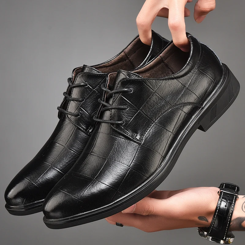 

Men Oxfords Genuine Leather Dress Shoes outdoor breathable formal Brogue Lace Up Flat men Casual wedding party Shoes big size 47