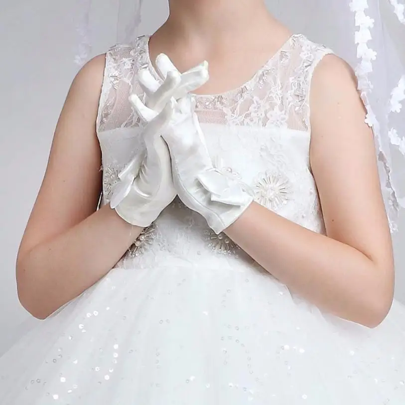 Милые детские для маленьких девочек Локоть Короткие Вечерние перчатки свадебные перчатки украсить подарок бабочка узел Ноя 29 - Цвет: Белый