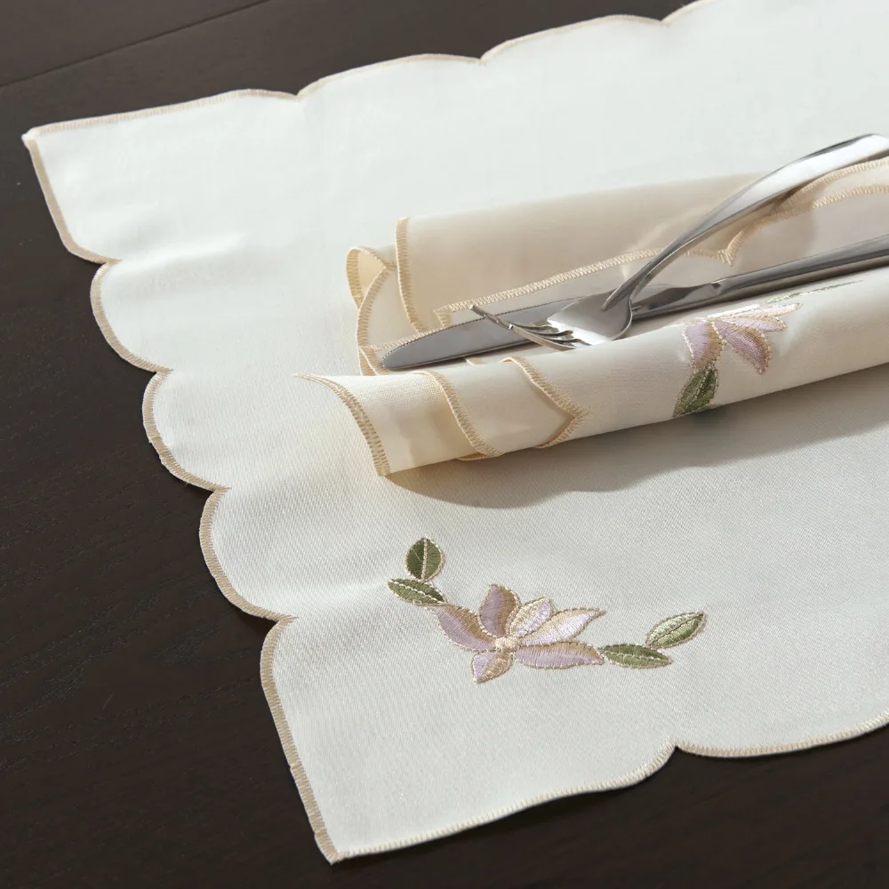 6pcs/set Embroidery napkins for dinner wedding 42X42CM(17"x17") in