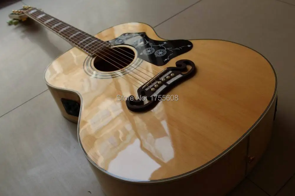 

Natural Acoustic Electric Guitar SJ200 AAA Solid spruce Back / Side AAA Maple In Top Quality Fishman Free Shipping 120419