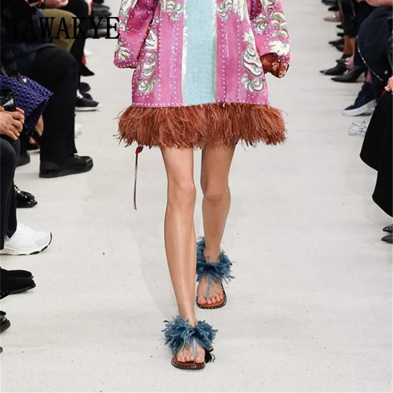 Prova-Perfetto-Runway-Feather-Sandals-Women-Fashion-Ostrich-hair-decor-Flat-Shoes-Ladies-Fur-sandals-Flip (5)