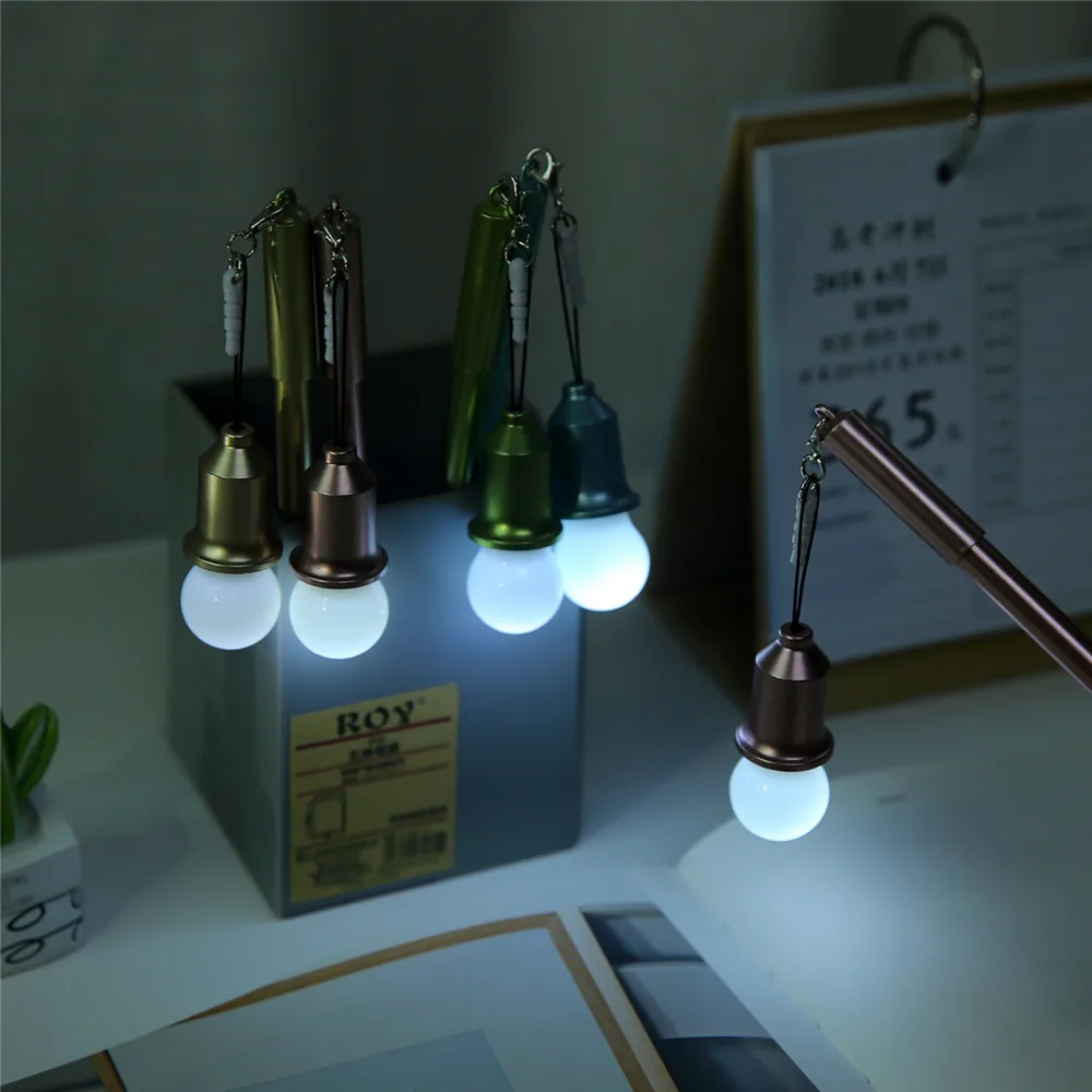 

Multifunctional Creative Light Bulb Gel Pens Student Cute Pendant Imitation Metal Black Fountain Pen Signature Pens B005