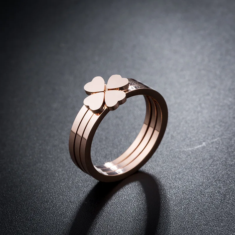 

Titanium Steel Three-layered Love Four-leaf Flower Ring Female Classic Rose Gold Wedding Rings Jewelry For Women Anneau R18091