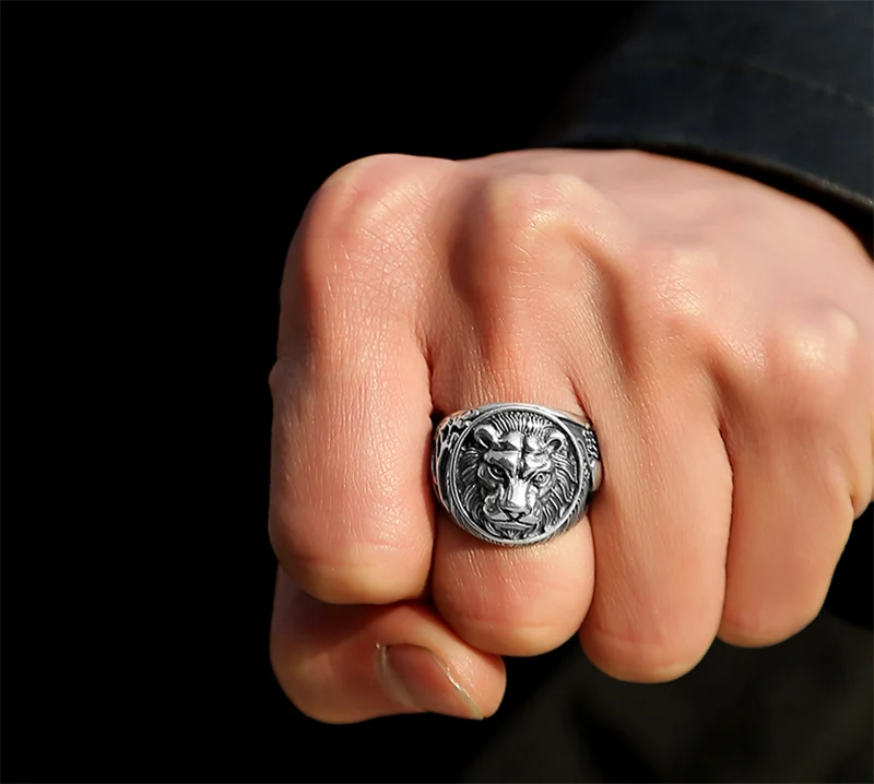 Tiger Head Ring Image 2