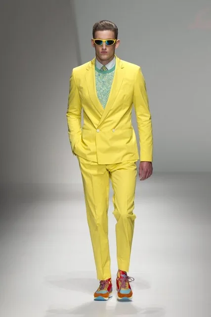 Groomsmen-New-Style-Groom-Tuxedos-Yellow-Men-Suits-Notch-Lapel-Best-Man-Wedding-2-pieces-Bridegroom.jpg_640x640