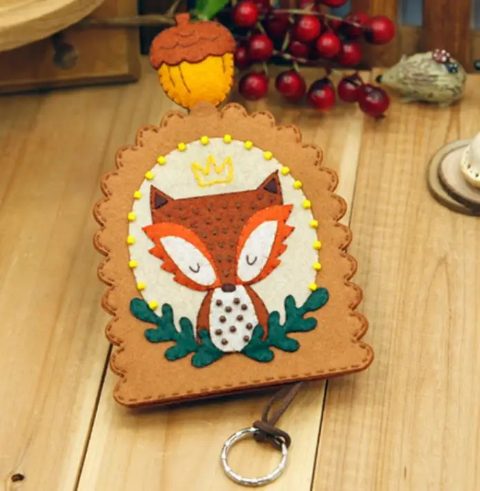 

key chain fox felt diy craft felt fabric Handmade Non-woven Multicapacity Process for Home Ornament Felt Material DIY Package
