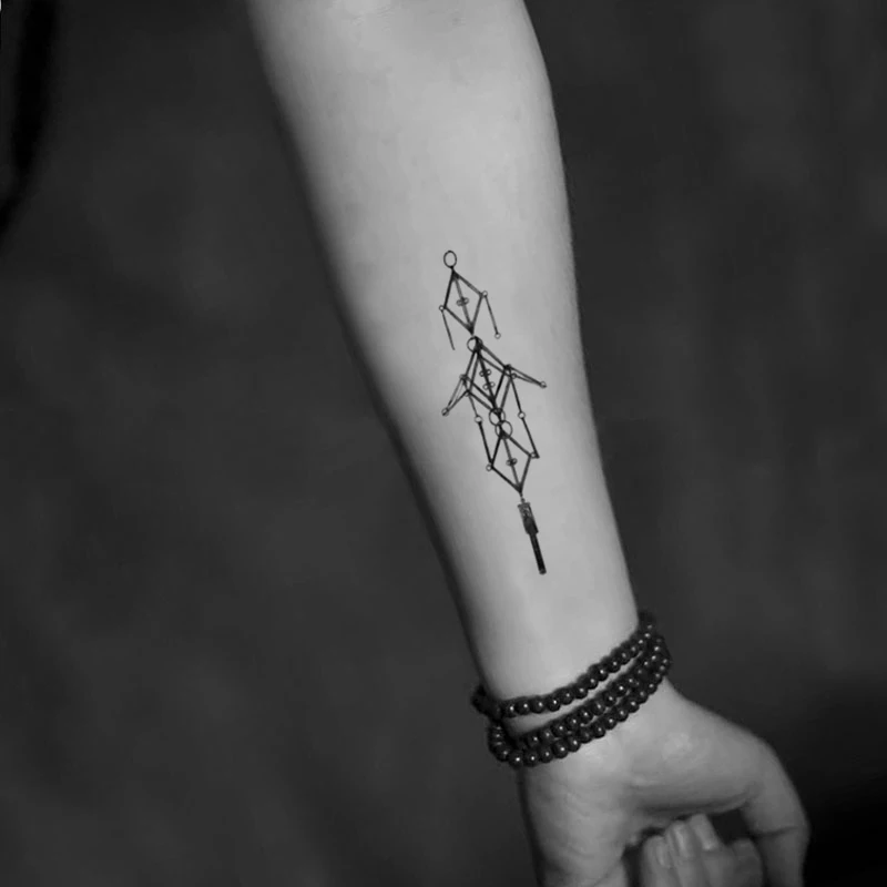GeometricTotemTemporaryTattooStickerWaterproofMenWomenAdultShoulderArmFakeTattoos135X75cm