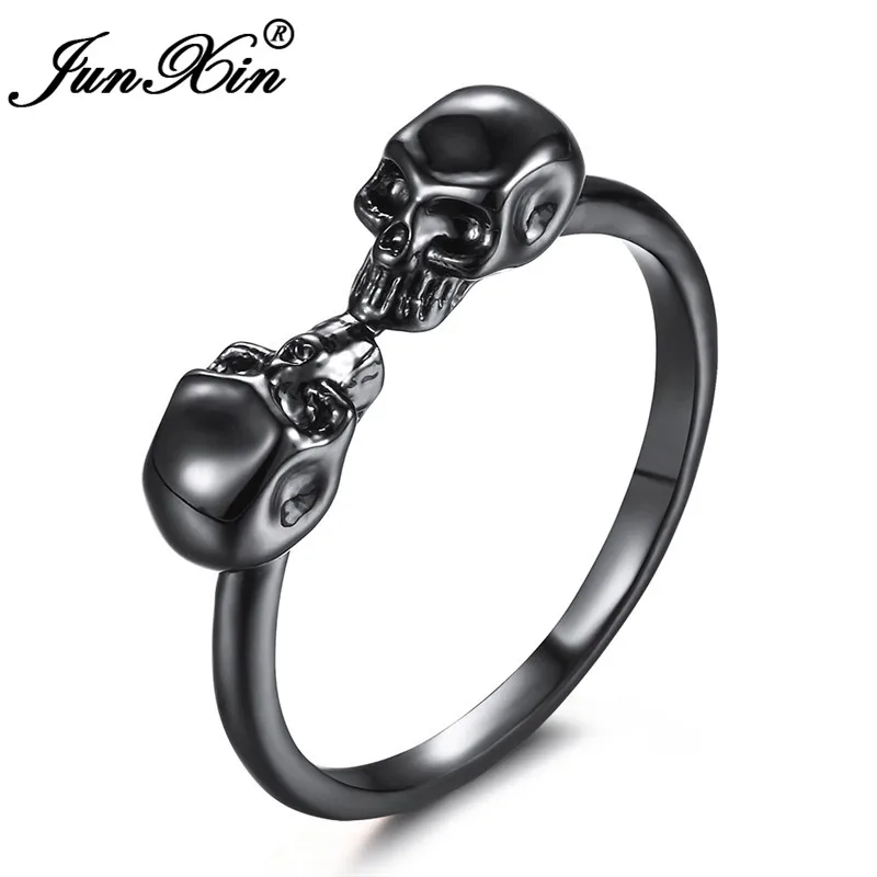 

JUNXIN Punk Double Skull Rings For Men Women Black Gold Filled Halloween Party Skeleton Biker Ring Jewelry Best Boyfriend Gifts