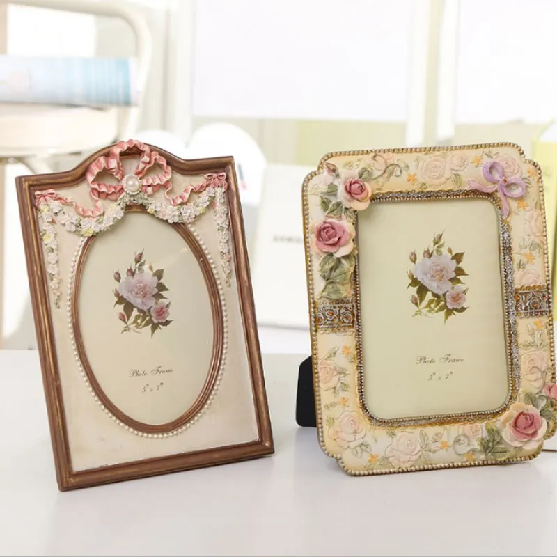 

7 Inch European Retro Photo Frame Table Wall Hanging Frame Three-dimensional Thickening High Grade Picture Frame Home Decoration