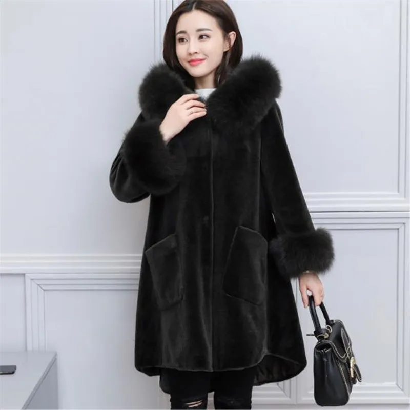 New Women Faux Fur Coats Jacket Winter Fur Coat Female 2018 Autumn & Winter Fox fur Collar Cloak Plus Size Fur Coat High Quality