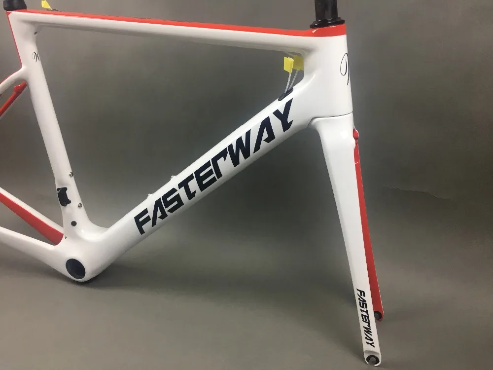 Cheap white red with black  FASTERWAY classic carbon road frameset UD weave carbon bike frame:Frameset+Seatpost+Fork+Clamp+Headset 102