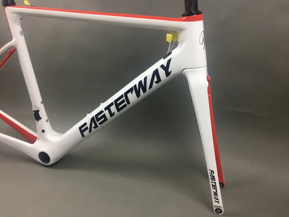 Excellent light blue 2018 TAIWAN FASTERWAY classic carbon road frameset UD weaves carbon bike frame:Frameset+Seatpost+Fork+Clamp+Headset 109