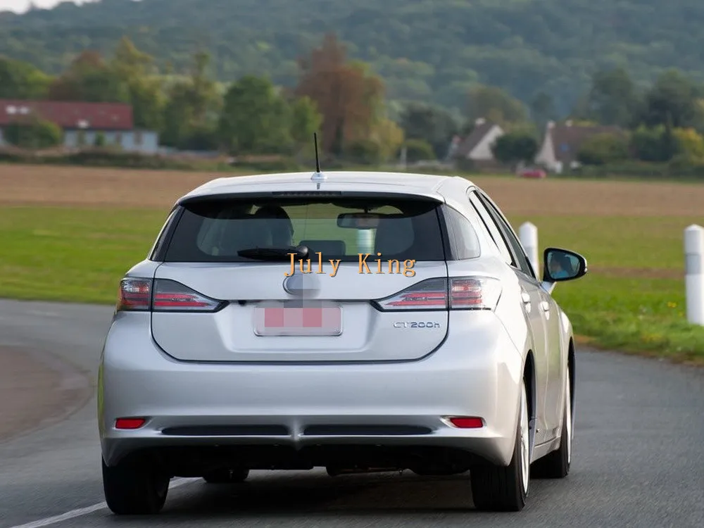 Lexus-CT_200h-2011