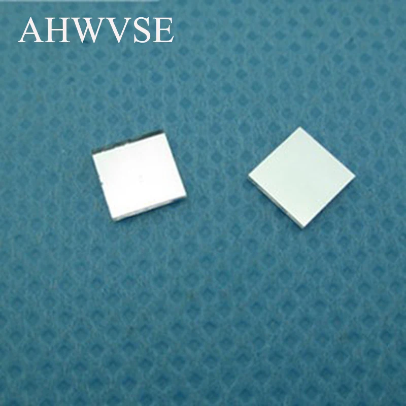 2pcs/lot UV/IR 650nm pass filter 650nm IR cut filter 8*8*0.3mm square IR filter 2pcs/lot UV/IR 650nm pass filter 650nm IR cut filter 8*8*0.3mm square IR filter