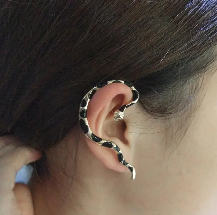 

Vintage Punk Clip Earrings Stud earring Hyperbole Trendy Animals Snake Men Women Large Long unilateral Side Serpentine Jewelry G