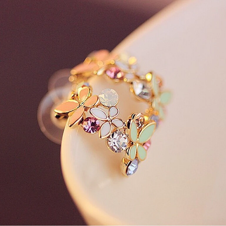 2017-New-Hot-Fashion-Fine-Jewelry-Gold-Rhinestone-Colorful-Flowers-Dazzling-C-type-Butterfly-Stud (1)