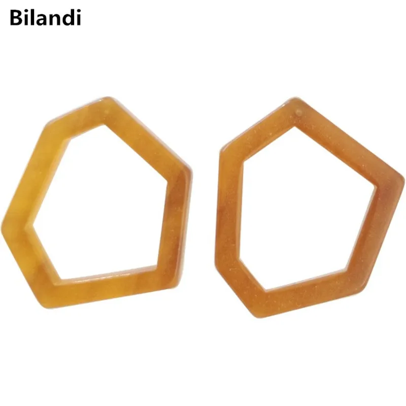 

Delicate Simple Hollow Irregular Acrylic Stud Earrings For Woman Jewelry