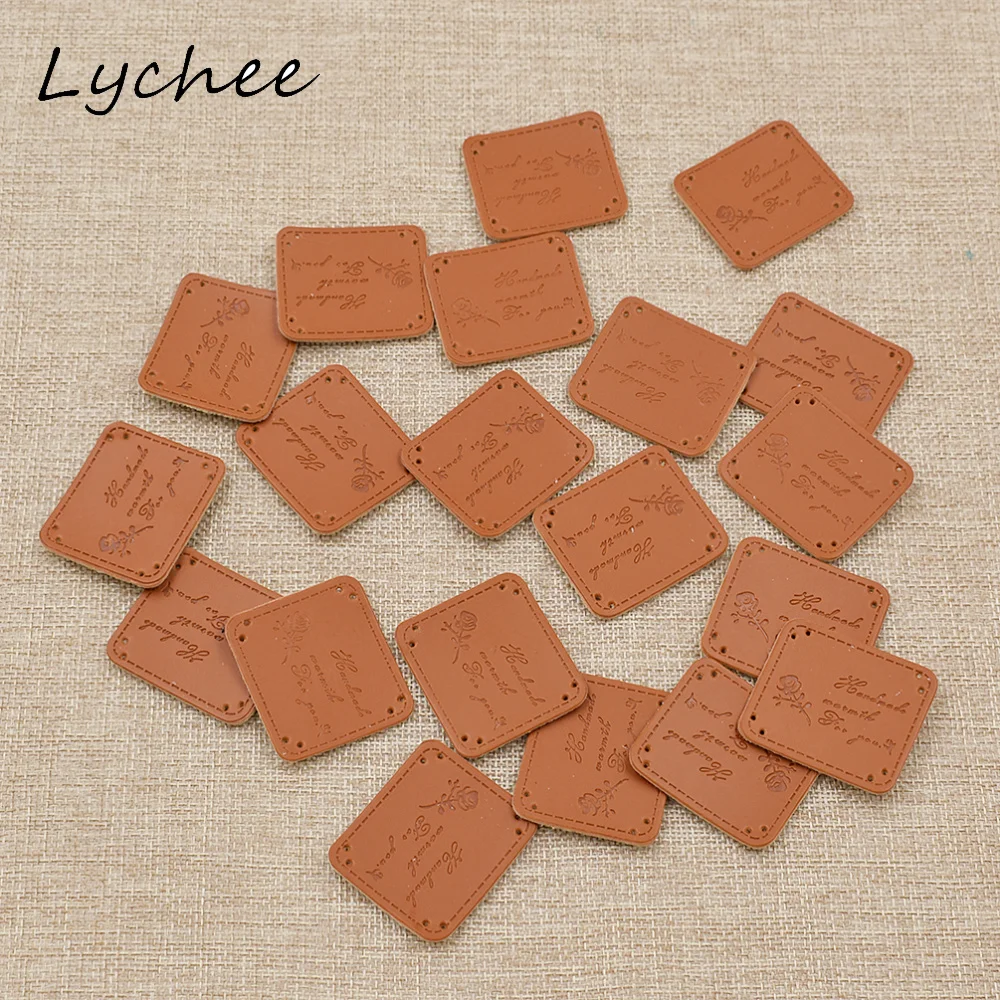 Lychee, 20 штук 4,1*3,6 см ретро коричневый синтетическая искусственная кожа этикетка ручной работы теги узор с английскими буквами Одежда Декоративные Бирки