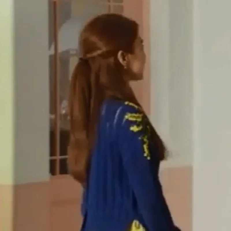 Genuine Wu and Genuine Korean Version Shoulder Sweater Women Spring New Fashionable for Women 2019 Sweater Women Pullovers Genuine Wu and Genuine Korean Version Shoulder Sweater Women Spring New Fashionable for Women 2019 Sweater Women Pullovers