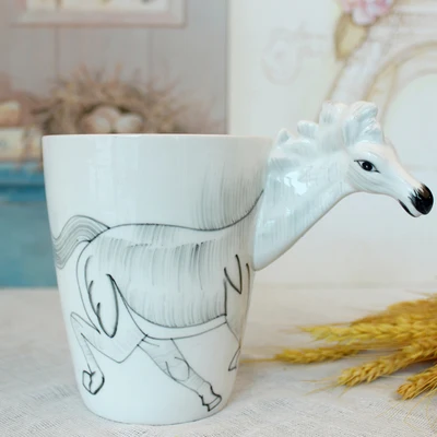 Horse 400 мл мощная керамическая кофейная кружка креативный подарок 3D в форме животного ручная роспись Олень жираф Корова Кролик Собака Кошка верблюд слон кружка - Цвет: Horse