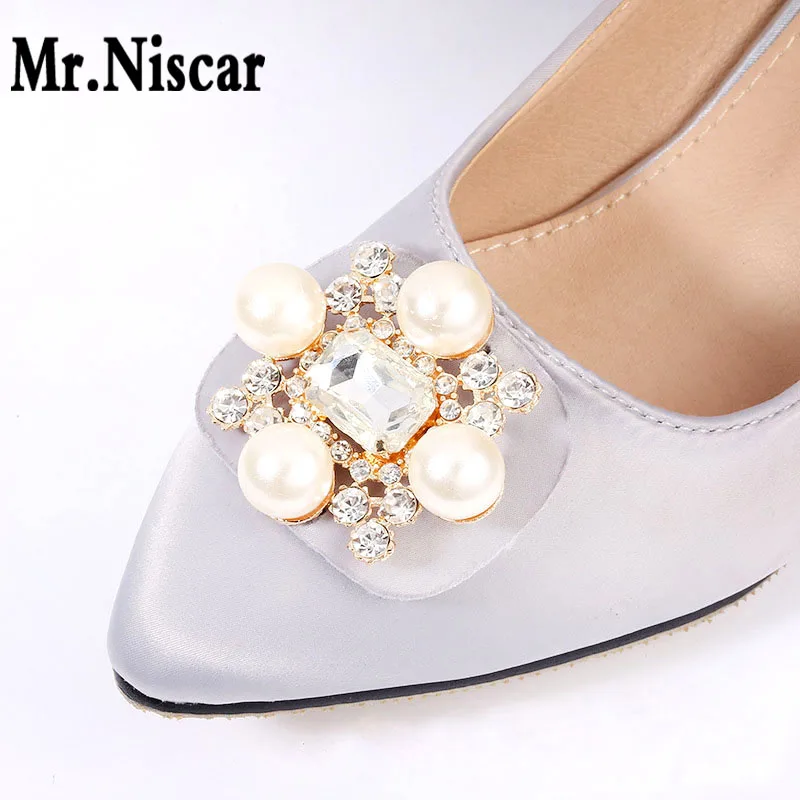 

Mr.Niscar 1 Pair Faux Pearl Rhinestone Cross Shoe Decorations Ladies Bridal Shoes Welding Zinc Alloy Shoe Buckle Accessories