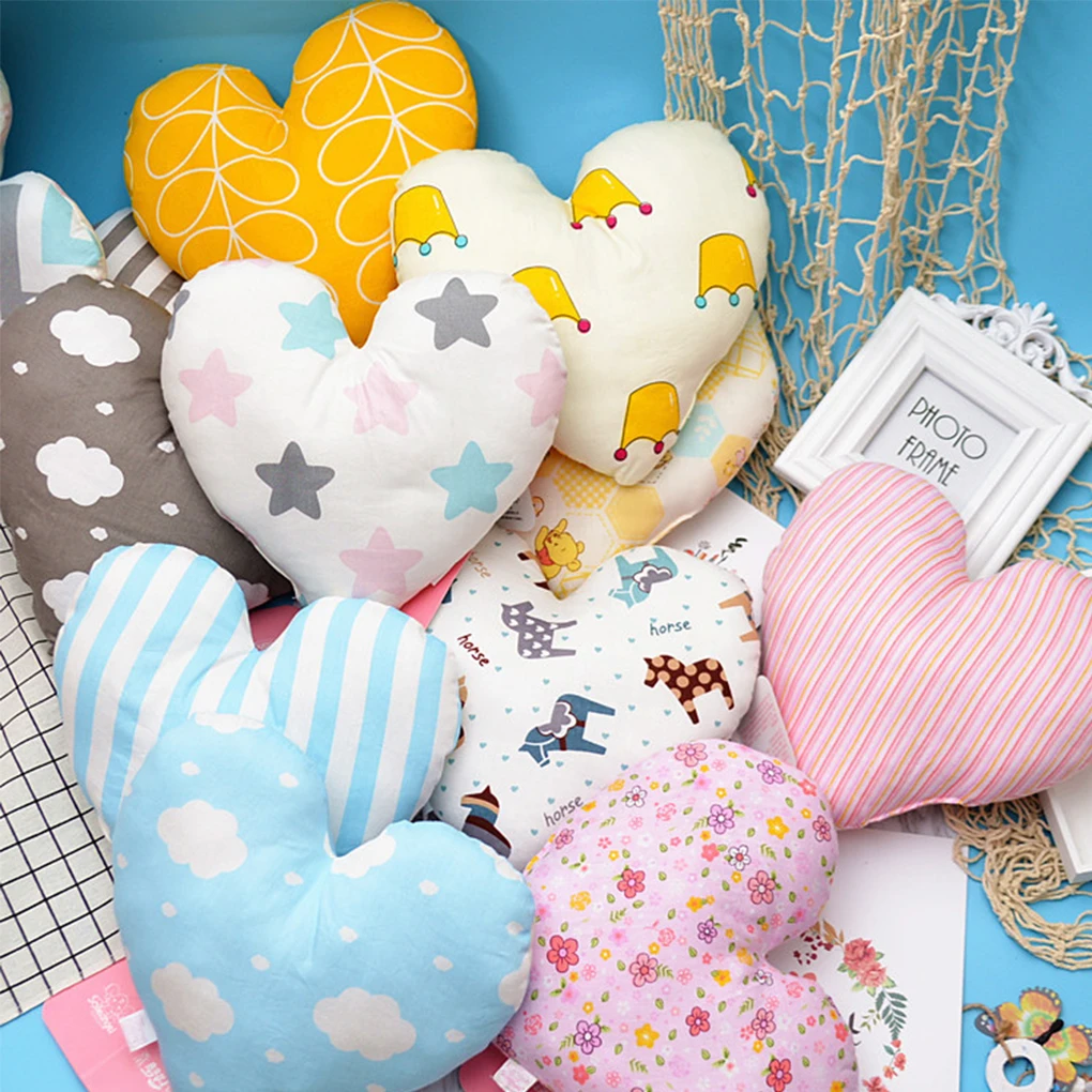 Детская подушка в форме сердца, мягкий хлопковый для новорожденных, подушка для малышей, украшение для детской комнаты, пасхальный день рождения