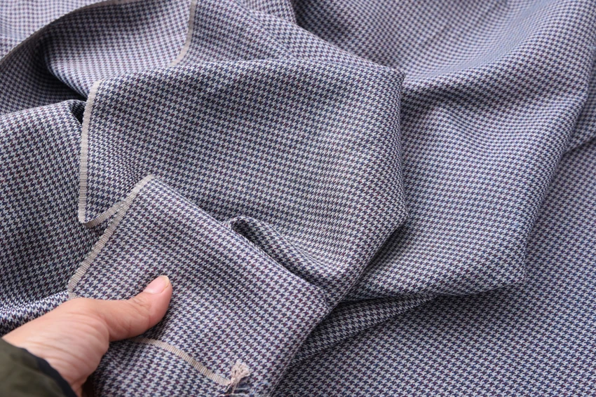 

All silk fabric 1.4 meters wide and all silk fabric 65 yuan one meter