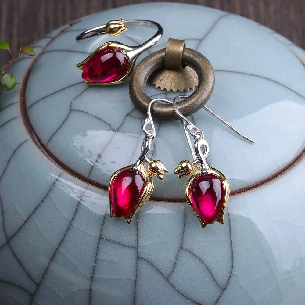 S925 чистого серебра ювелирные изделия ручной работы дизайн дамы тюльпаны красный корунд набор украшений
