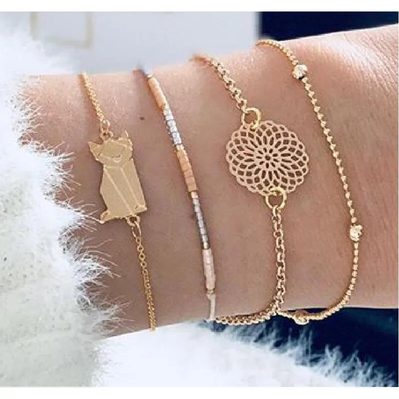 

2019 New Cat Beaded Bracelet Openwork Pattern Personality Wild Fashion Geometric Bracelet Four-piece Suit