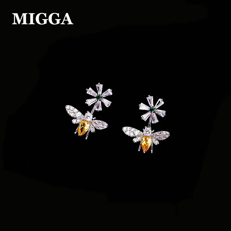 

MIGGA Delicate Bee Flower Cubic Zirconia Earrings for Women Girls White Gold Color CZ Crystal Stud Earrings