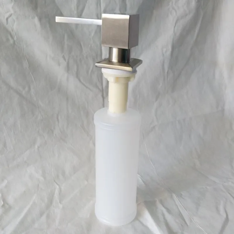 2514862640_1126975350_