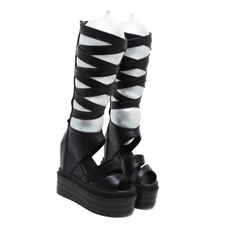 Женская обувь; босоножки на высоком каблуке; летние римские сандалии до колена; босоножки на танкетке с открытым носком; цвет белый, черный; сапоги-гладиаторы в стиле панк на каблуке