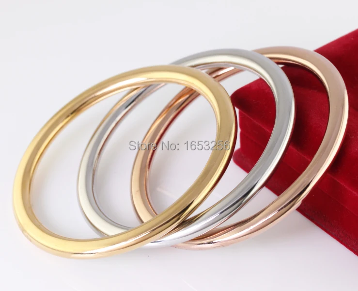 SET OF 15 METAL ROUND BANGLES IN GOLD SILVER PEWTER OR BRONZE