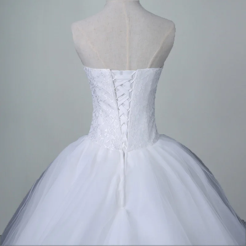 New-Fashion-Simple-Classic-Ball-Gown-Off-White-Wedding-Dress-Lace-Sweetheart-Strapless-Sleeveless-White-with (1)