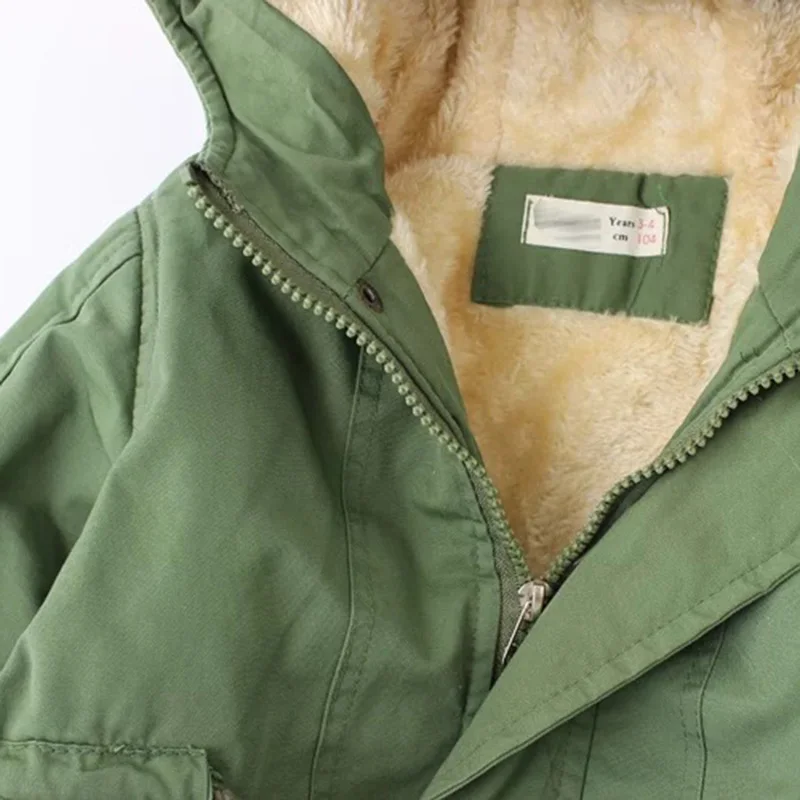 Online 2018 nuevos niños de invierno abajo y parkas 2 9Y estilo europeo niños niñas abrigo color verde azul con capucha abrigos las niñas