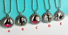 1pc chica vampiro colares para meninas colares de vidro antigo prata colares o tempo gem dos desenhos animados colares o melhor presente