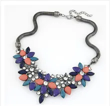 2014 New Fashion Jewelry 3 Colors Vintage Flower Rhinestone Crystal Statement Necklace Necklaces & pendants For Woman Gift HT90
