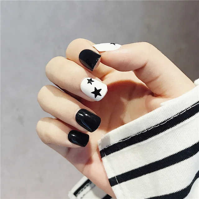 24pc Simple Black White False Nails Little Star Design Short Square 24pc Simple Black White False Nails Little Star Design Short Square Full Cover Acrylic Nail Art Fake Tips With Glue Sticker