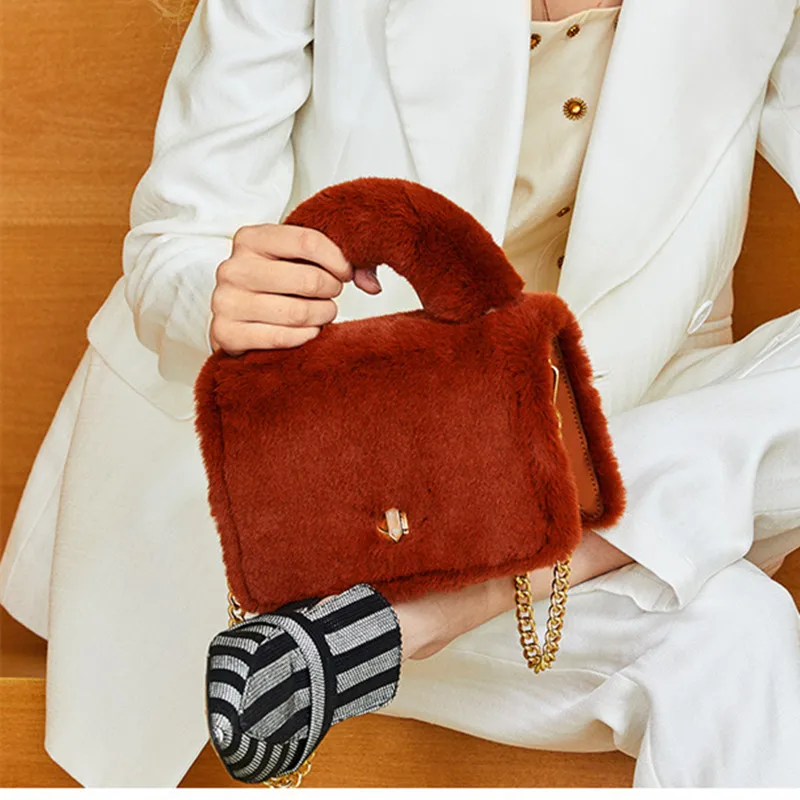 

2018 Winter Women Handbags Lady Plush Stuffed Bags Evening Bride Lipstick keys Party Phone Chains Bag