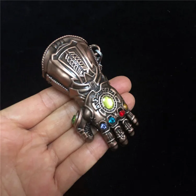 

Marvel Avengers 3 Infinity War Thanos Cosplay Action Figure Toy Gloves Keychain Infinity Gauntlet Armor Key Chain Keyring