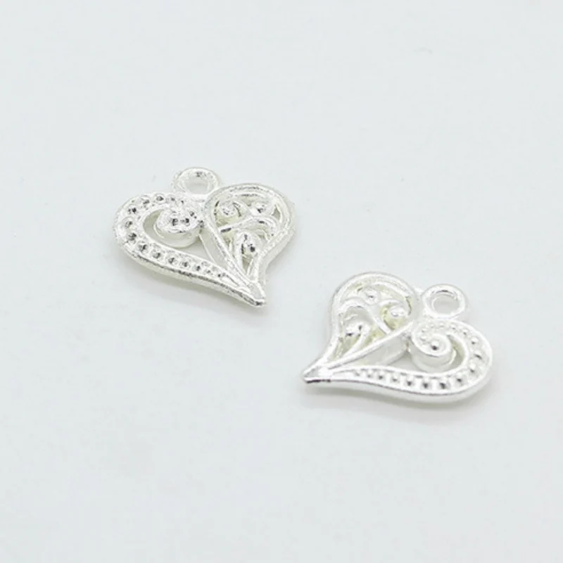 REGELIN 15*14mm 50pcs/lot Antique gold/silver/Bronze Hearts Love Shape Charms Small Metal Leaf DIY Jewelry Findings Accessories - Окраска металла: silver
