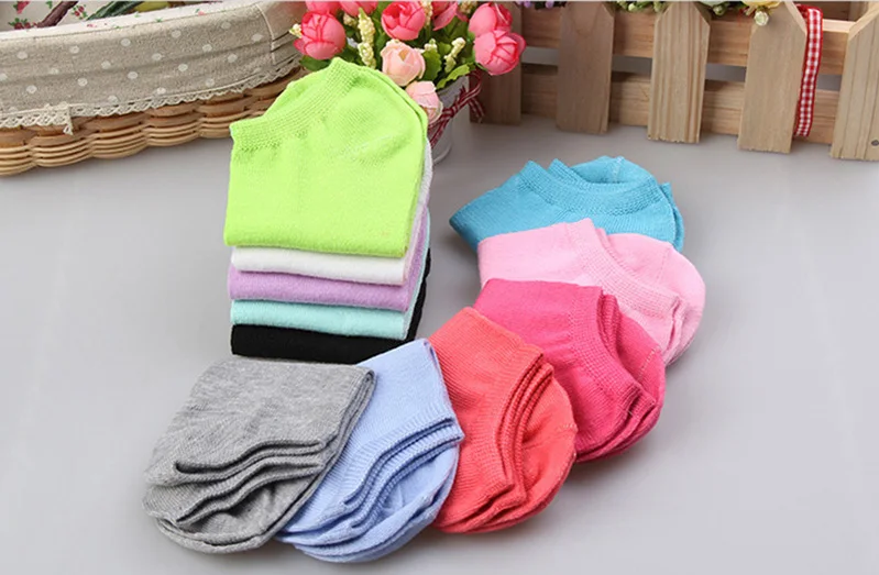 Women's Lovely Plain Cotton Socks 5 Pairs Variations Folded 1