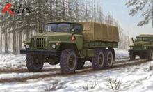 RealTS Trumpeter model 01012 1 35 Russian URAL 4320 Truck plastic model kit