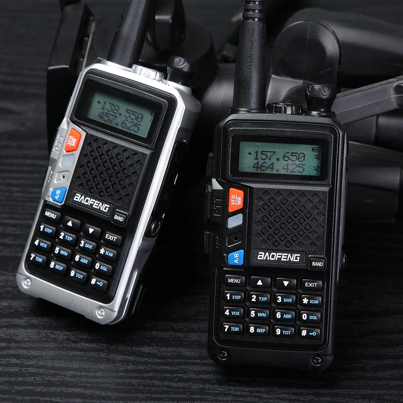 2 шт. BAOFENG BF-UVB3 PLUS Walkie Talkie 8 Вт UHF/VHF Двухдиапазонный 10 км длинный диапазон толстый аккумулятор несколько режимов зарядки радио