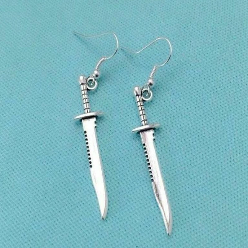 Новые очаровательные висячие серьги Dagger суперъестественное вдохновение демоны