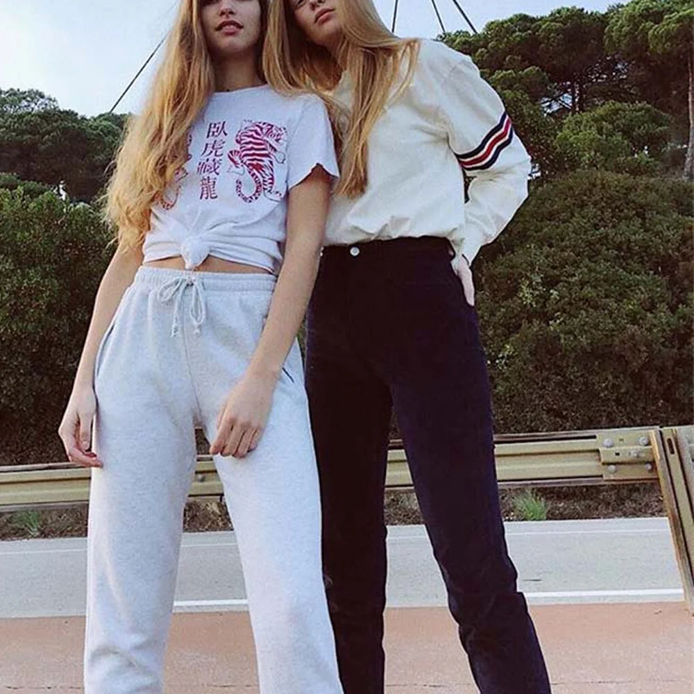 Ariana Grande Three-Color Striped Sleeves Sweatshirt Women Casual Harajuku Cute Blackpink Red Blue Pullovers Oversized Clothes Ariana Grande Three-Color Striped Sleeves Sweatshirt Women Casual Harajuku Cute Blackpink Red Blue Pullovers Oversized Clothes