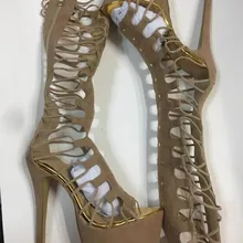 Новое поступление, женские пикантные замшевые сапоги-гладиаторы на шнуровке, Высота платформы по колено сандалии на высоком каблуке с вырезами